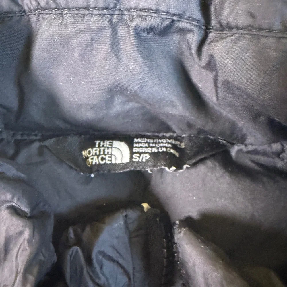 The North Face 550‎ Down Puffer Vest Black Gray Triumph Tae Kwon Do Mens Small